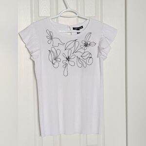 NWT Women's (L) White Sleeveless Knit Sweater w/Black Embroidered Floral Design